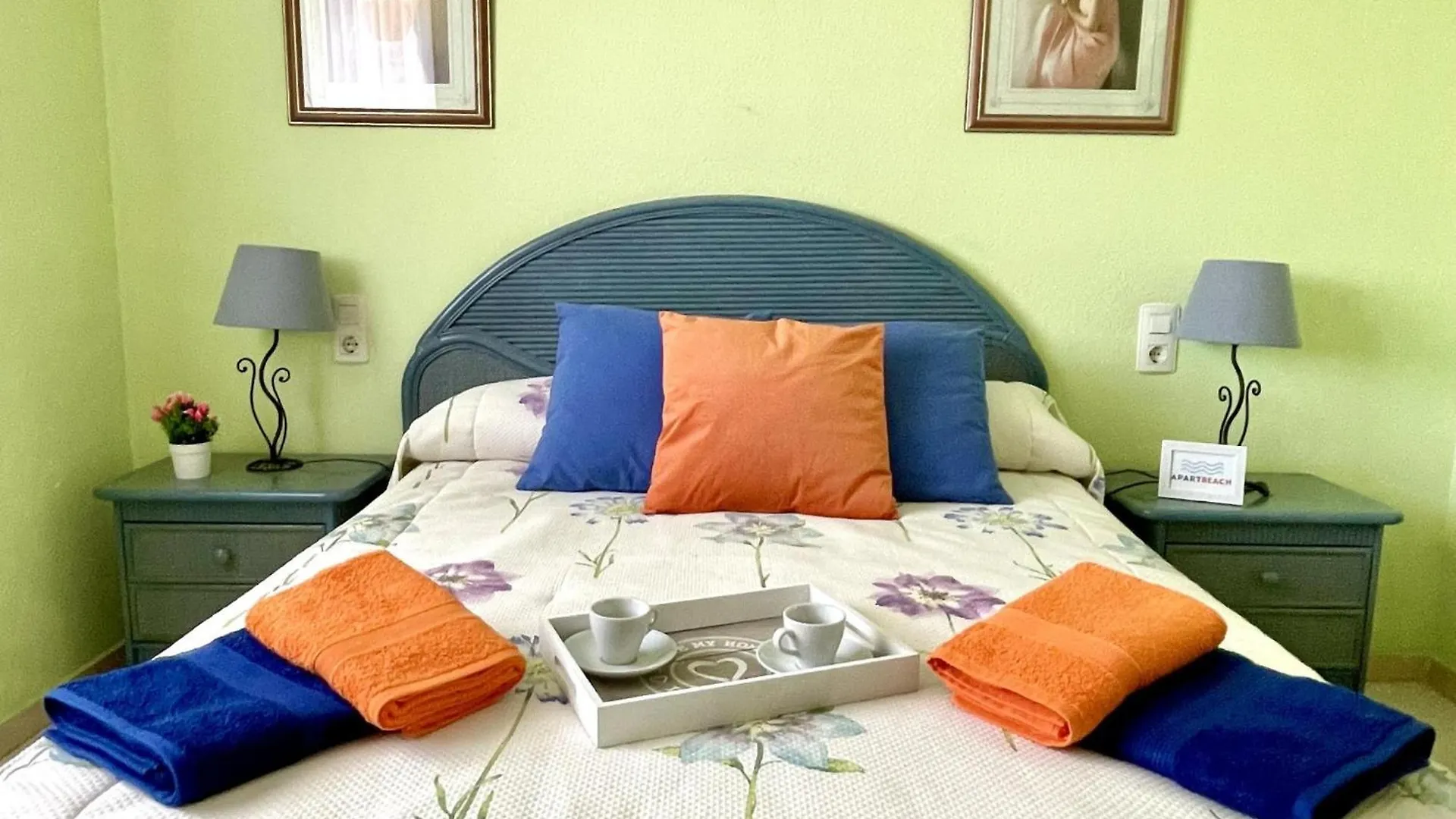 Apartbeach Mar Internum 4 Junto Playa Y Piscina La Pineda 0*,  Spain